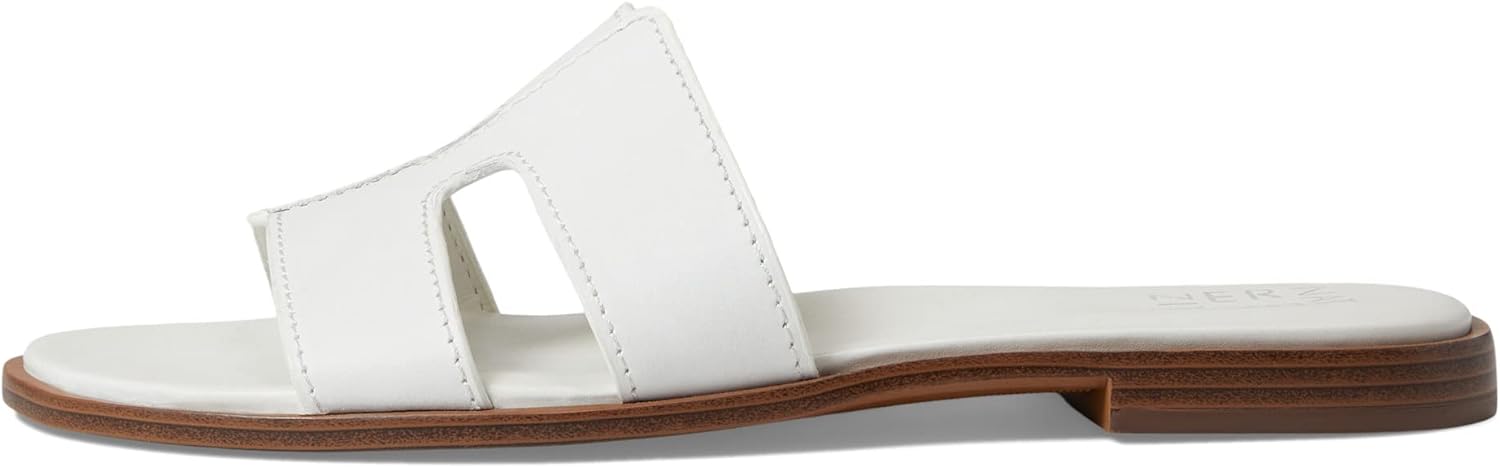 Naturalizer Women's Fame Flat  Sandals