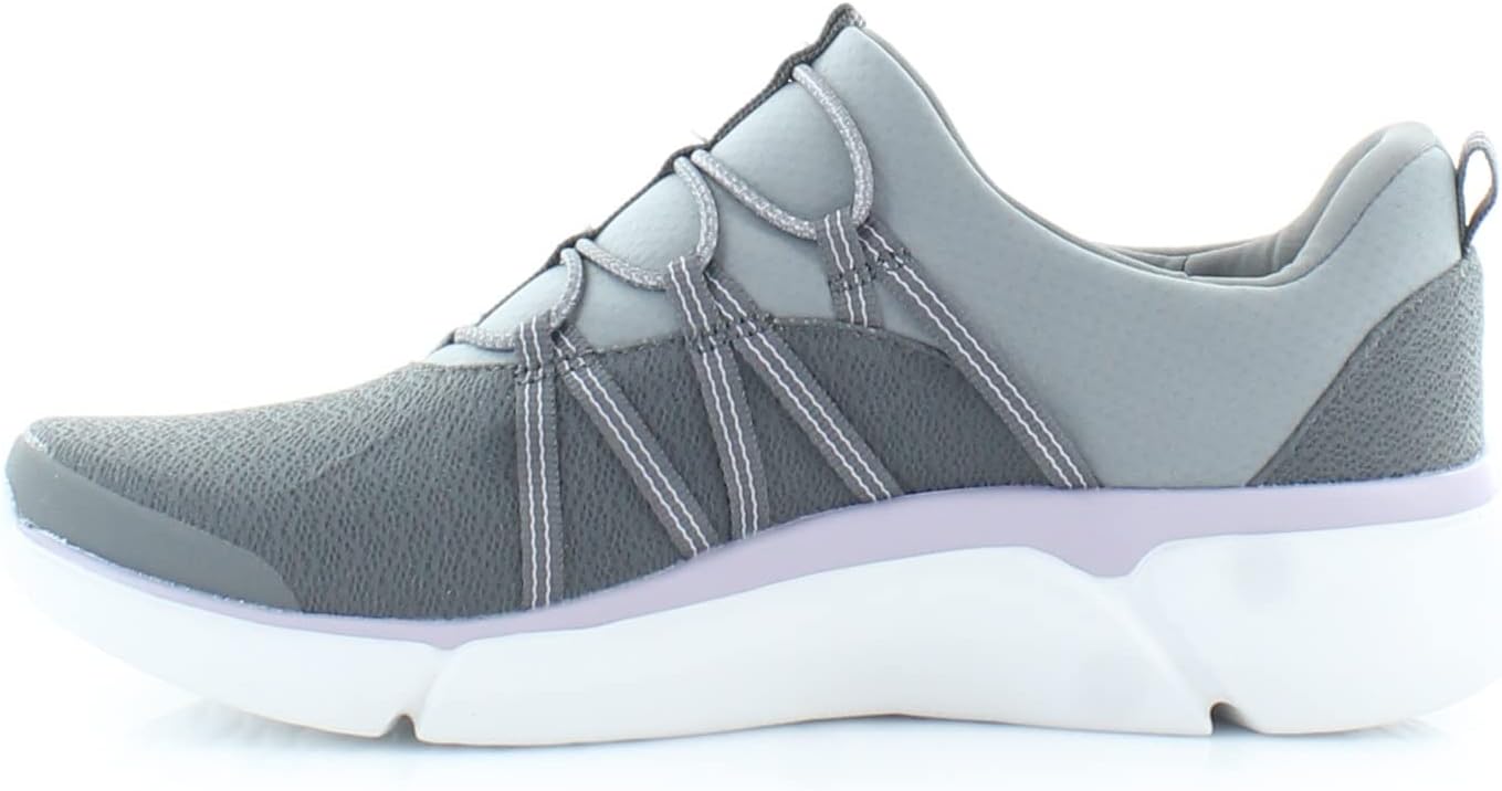 BZees Women's Hero Sneakers