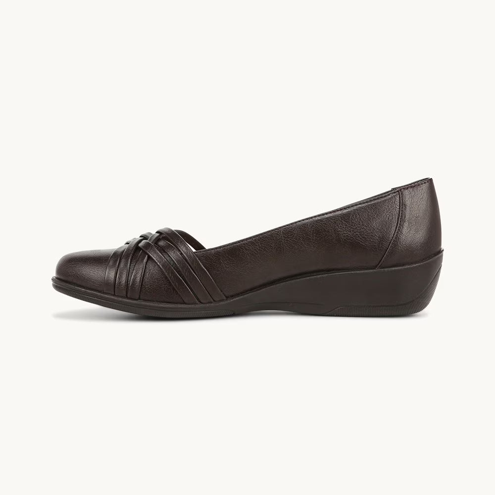 LifeStride Womens Incredible Slip On Ballet Flats