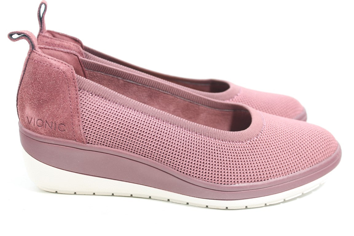 Vionic Jacey Women's Slip On, Floor Sample