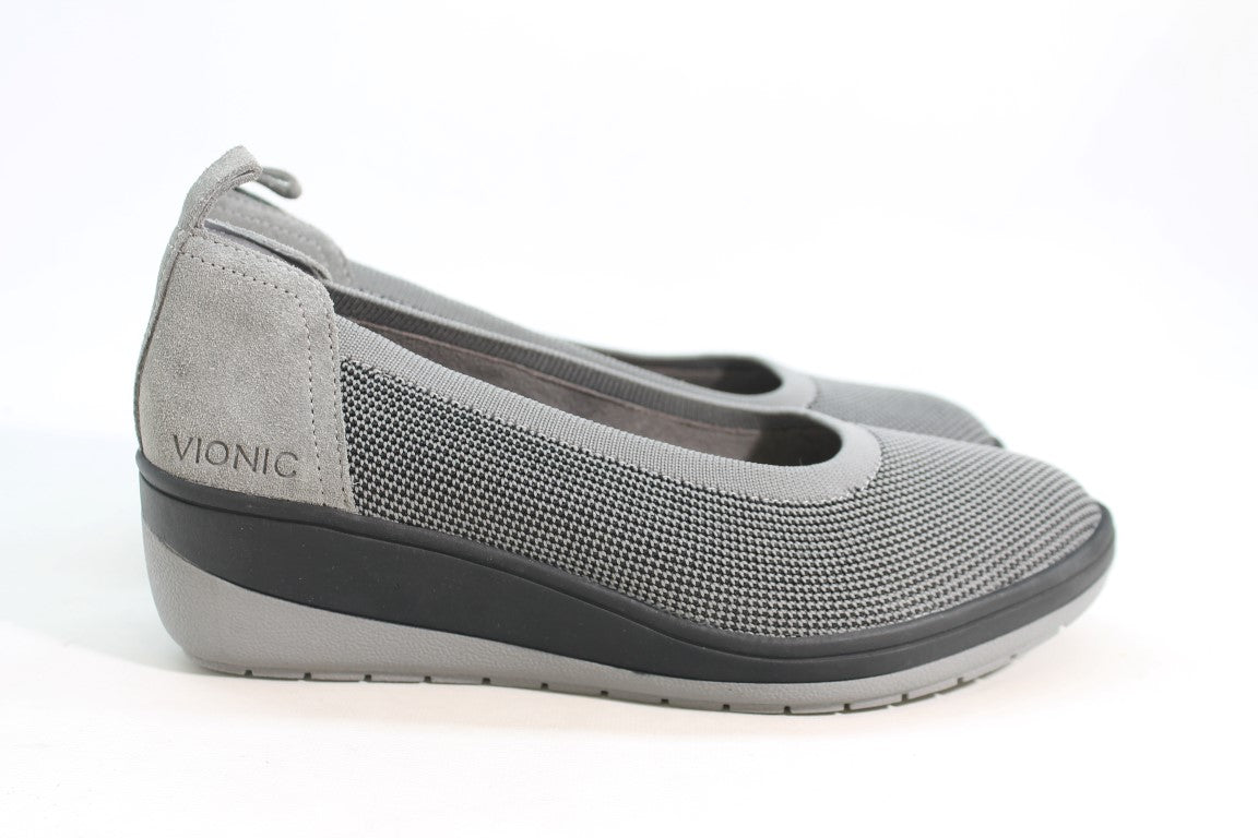 Vionic Jacey Women's Slip On, Floor Sample