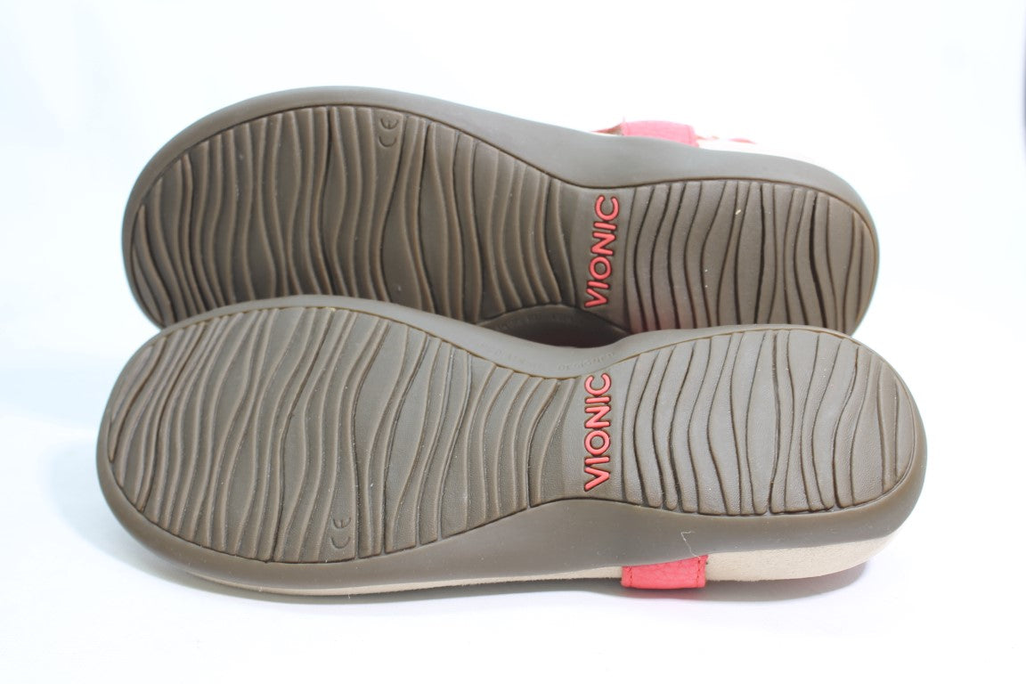 Vionic Terra Women's Sandals Floor Sample