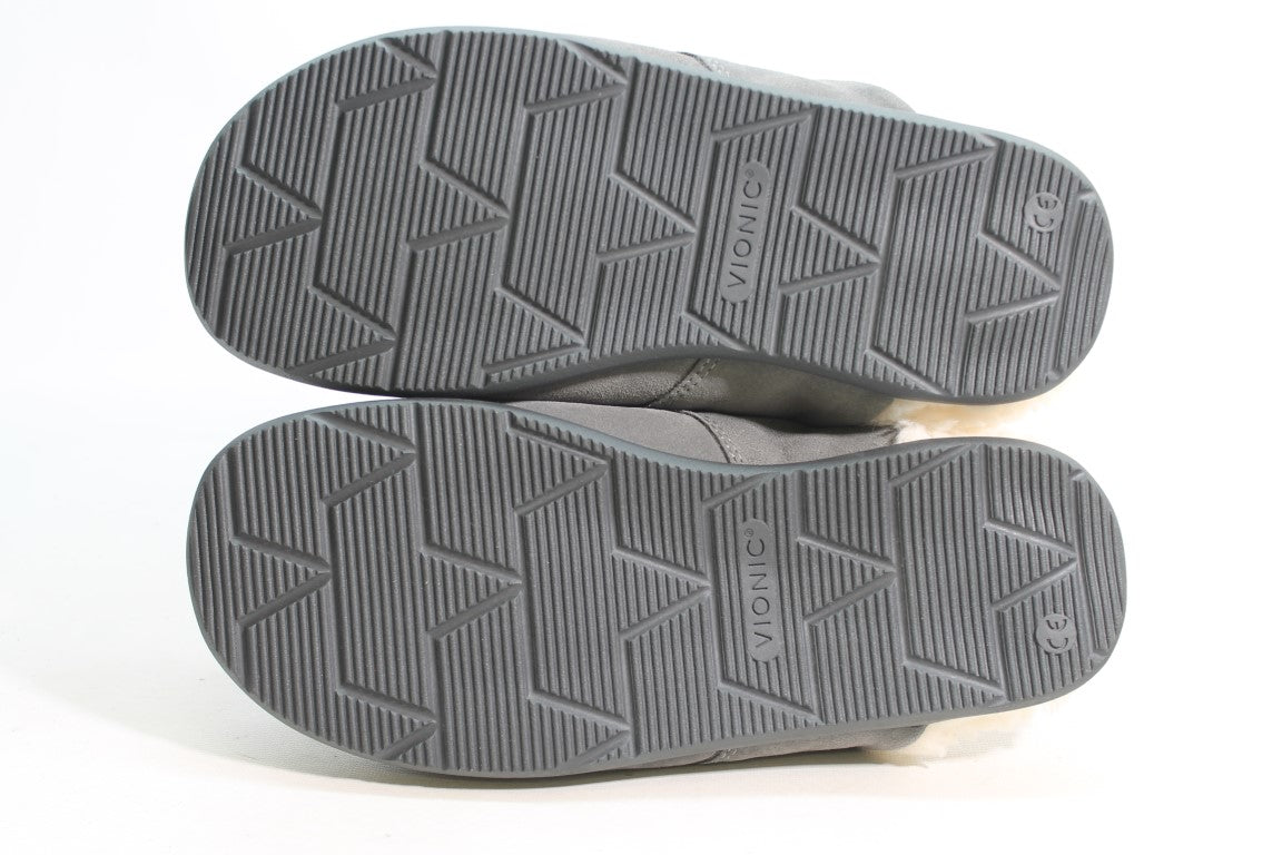 Vionic Alfons Men's Slippers, Floor Sample