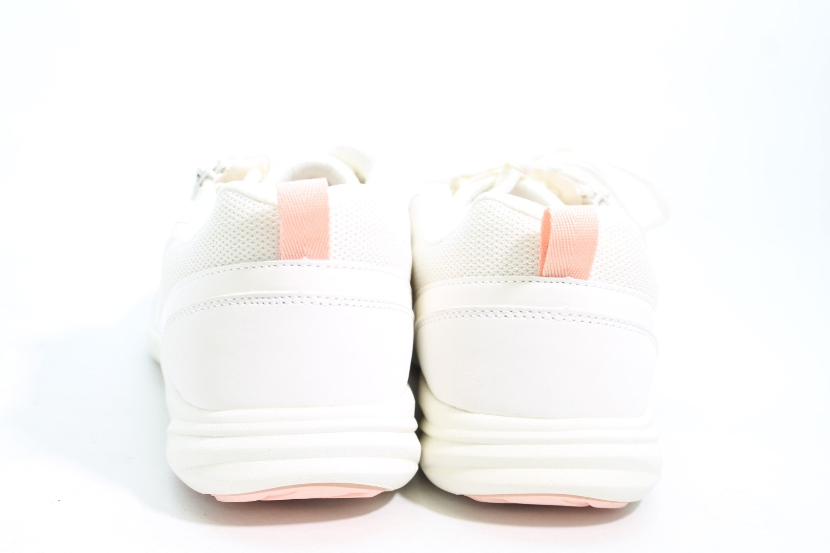 Vionic Agile Cassis Women's Sneaker Floor Sample