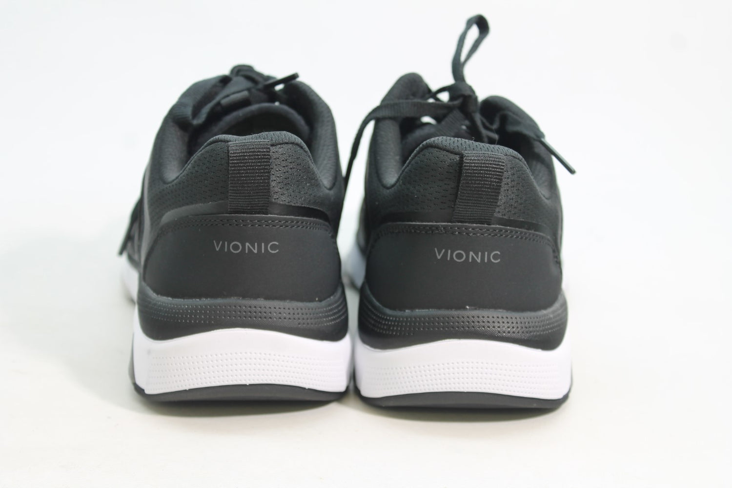 Vionic Walk Strider Women's Sneakers Floor Sample