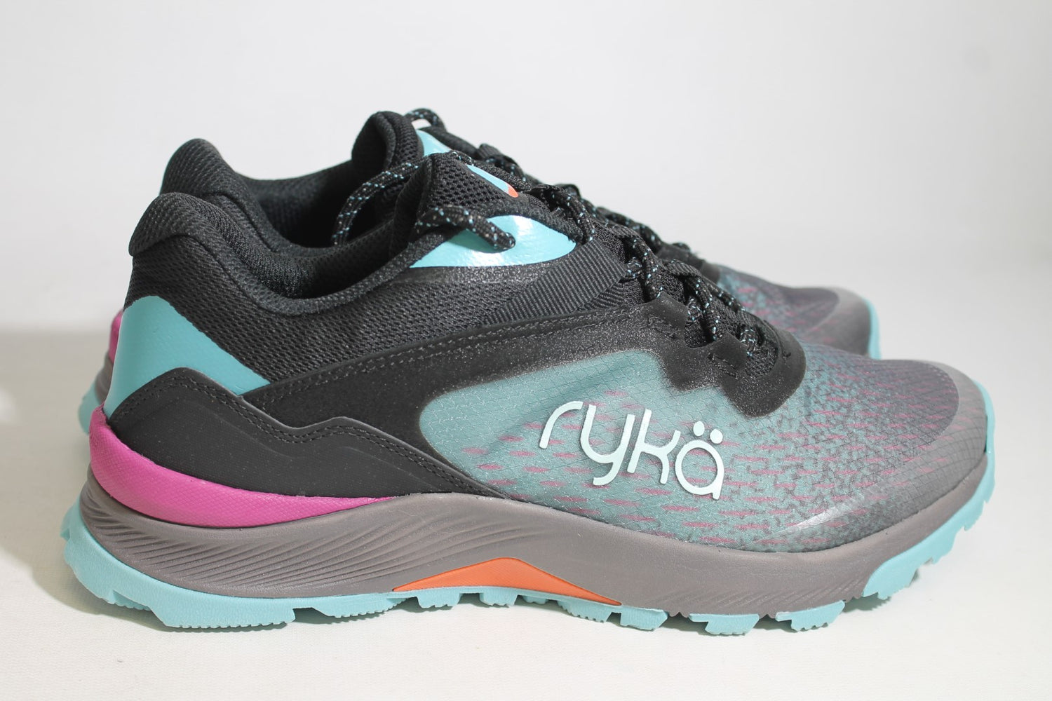 Ryka Take A Hike Women's Sneakers Floor Sample