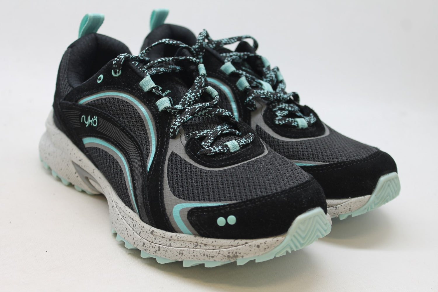 Black/Aqua Leather