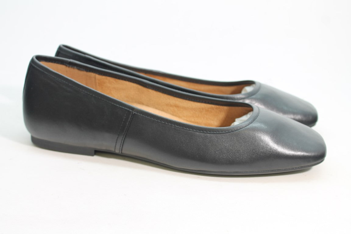 Vionic Orinda Women's Flats Floor Sample