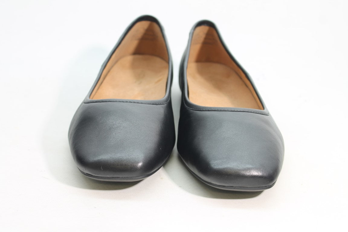 Vionic Orinda Women's Flats Floor Sample