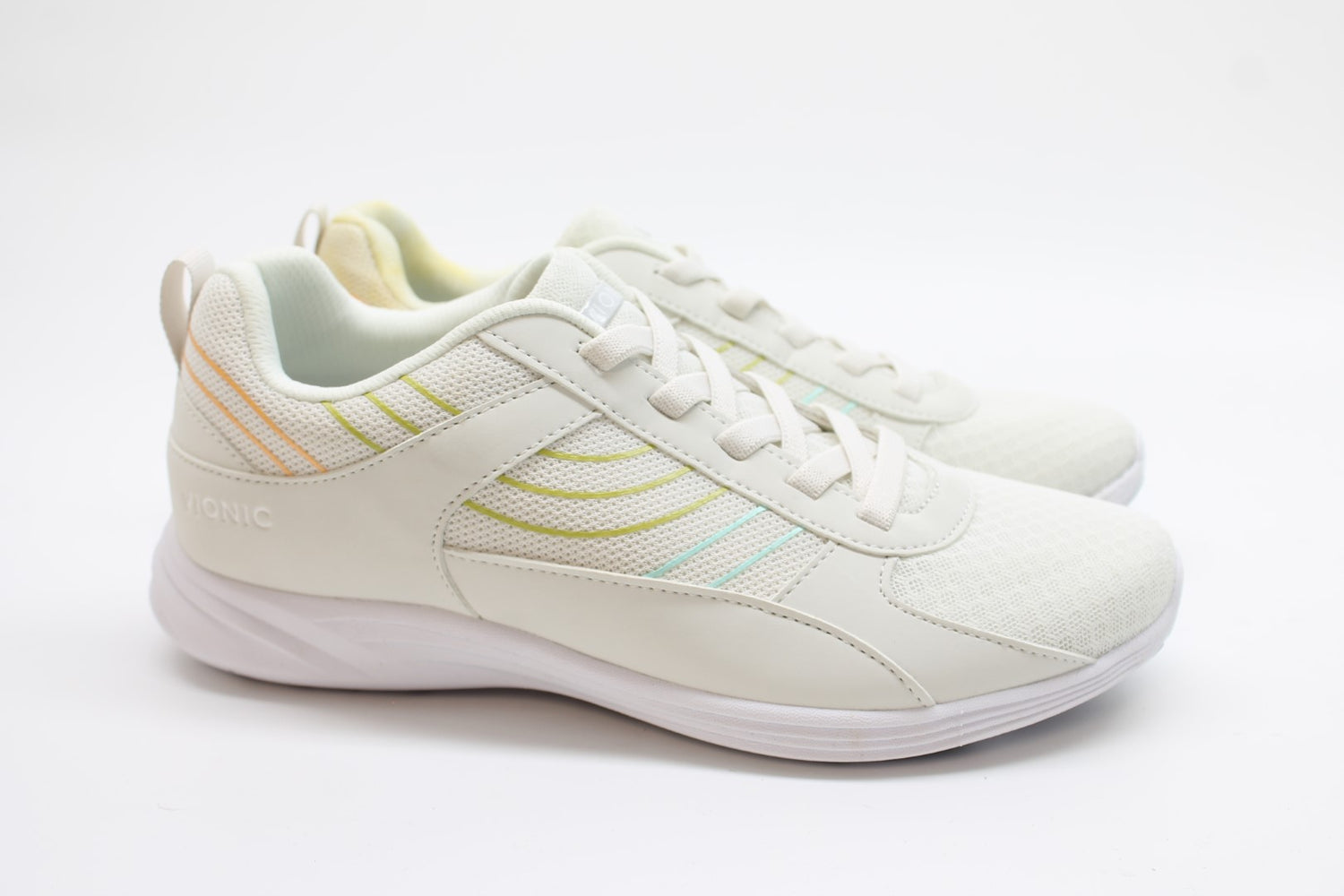 Vionic Women's Ruvi Sneakers Floor Sample