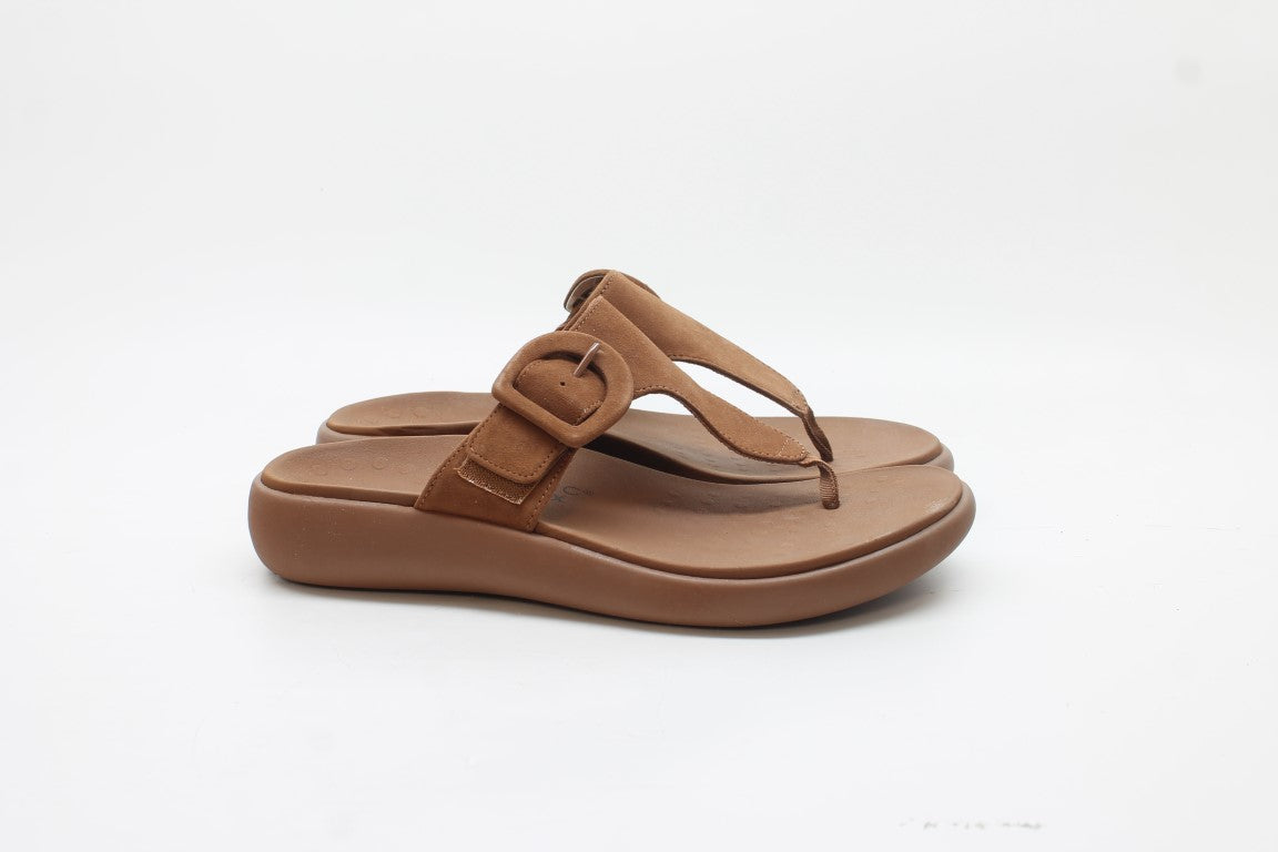 Vionic Women's Activate Sandals Floor Sample