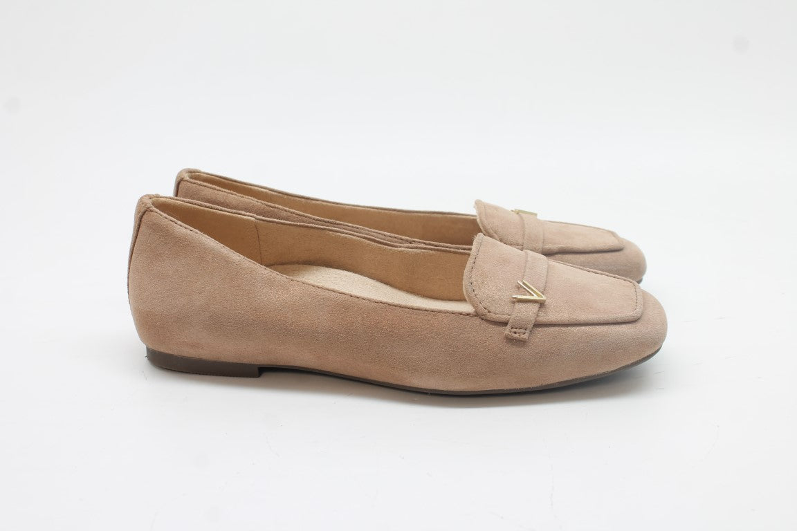 Vionic Women's Hayes Flat Floor Sample