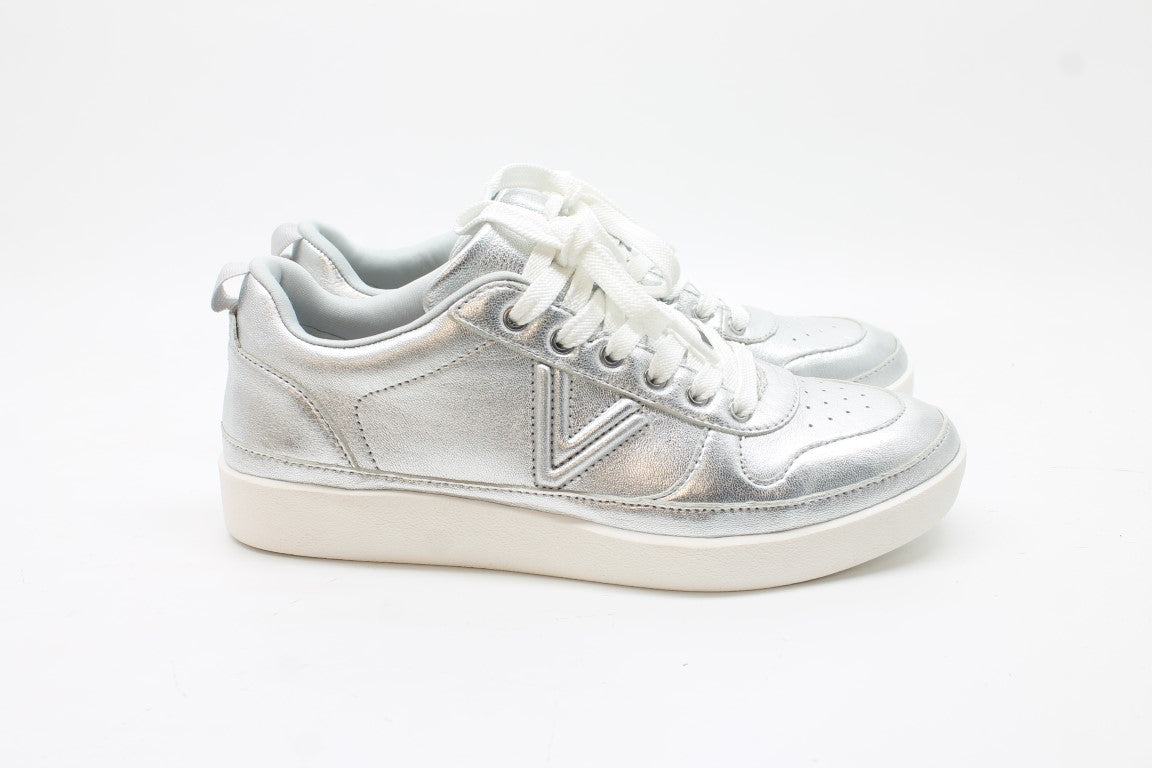 Vionic Women's Elise Sneakers Floor Sample