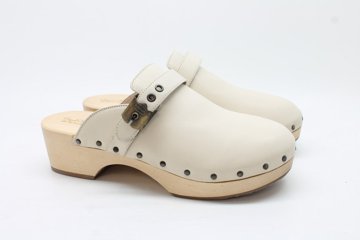 Dr. Scholl's Original Women's Clogs Floor Sample