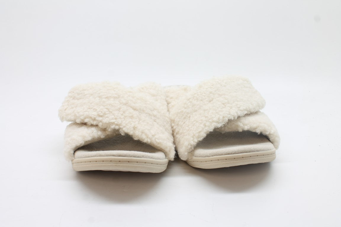 Vionic Relax II Faux Fur Women's Slippers, Floor Sample